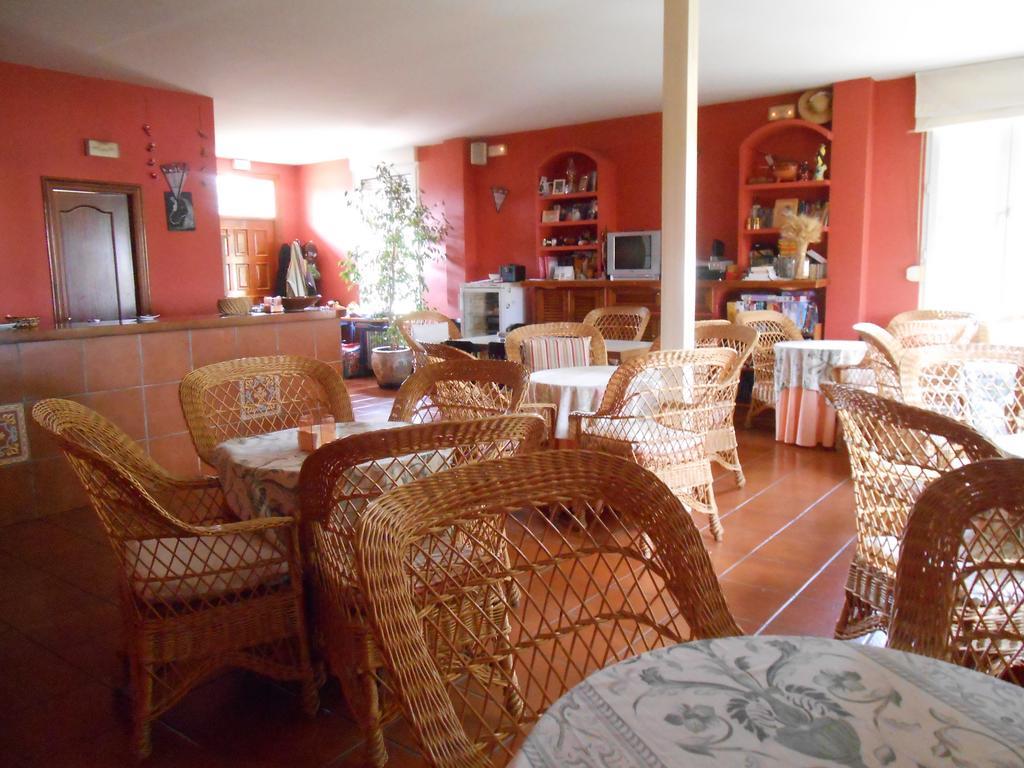 Hostal Burgos Torrecaballeros Esterno foto